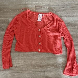 Sadie & Sage Coral Button-Up Crop Top